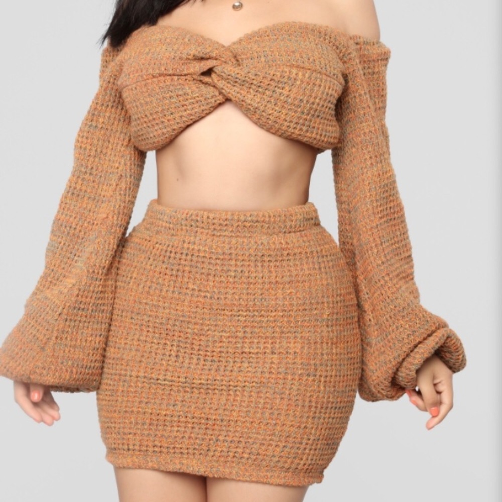Fashion Nova Taylor Set- Orange/Multi